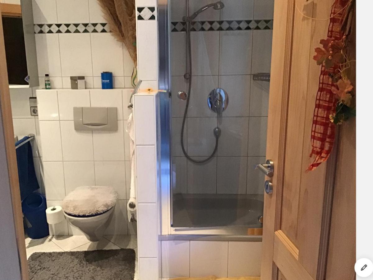 Doppelzimmer Mit Terrasse Zum Garten, Ruhig, Weinbergsblick, Zusaetzliches Kinderzimmer Anbei Moeglich Віннінгґен Екстер'єр фото